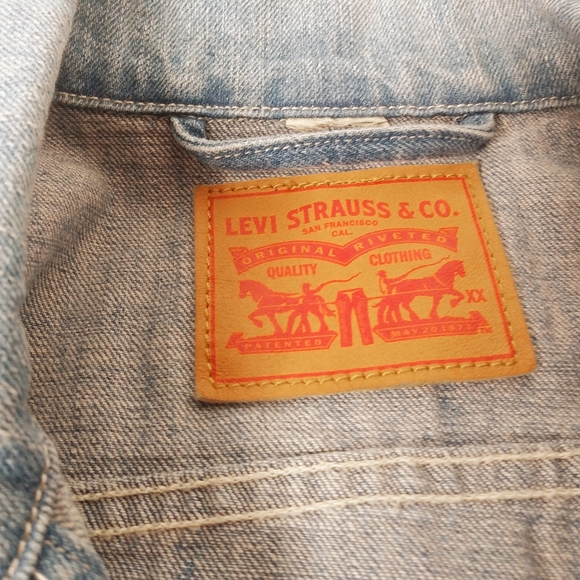 LEVIS STRAUSS Button Down Denim JeanTrucker Vest - Picture 3 of 6